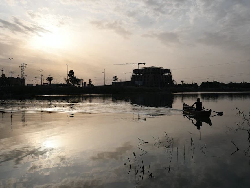 نهر الفرات في مدينة الناصرية جنوب العراق بمحافظة ذي قار - AFP