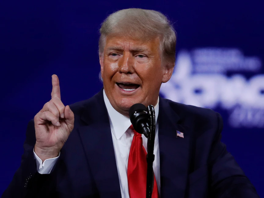 الرئيس الأميركي السابق دونالد ترمب في كلمة أمام مؤتمر العمل السياسي المحافظ - 28 فبراير 2021 - REUTERS