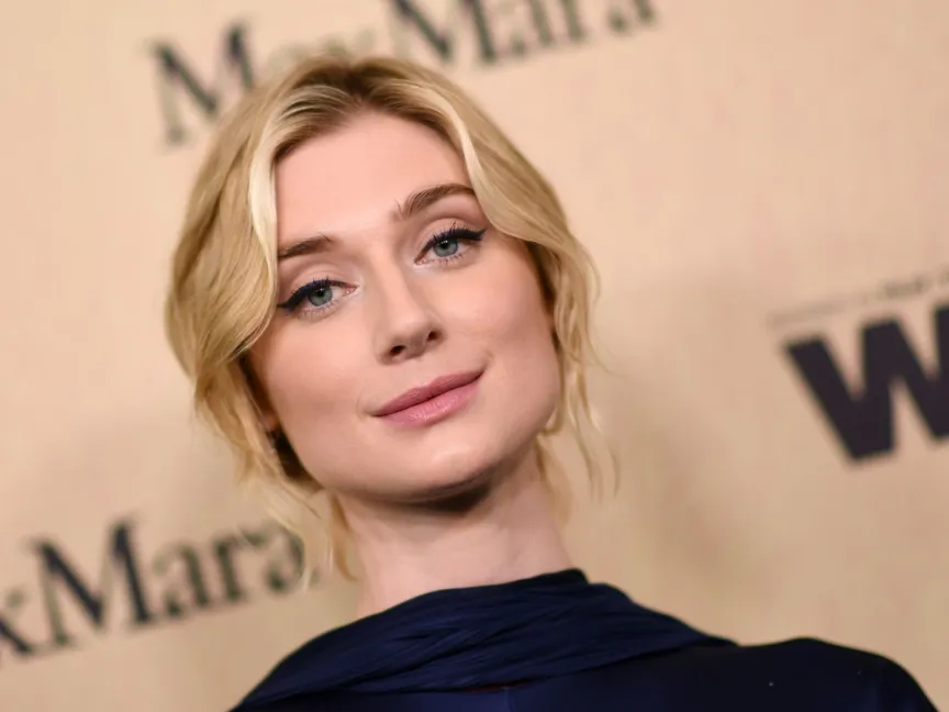 الممثلة الأسترالية إليزابيث ديبيكي - AFP