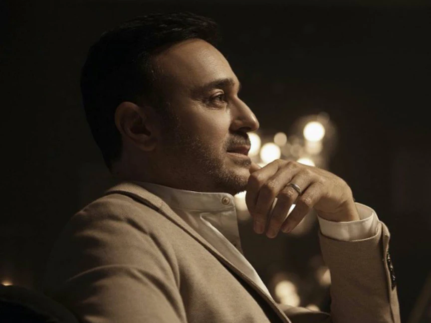 المطرب التونسي صابر الرباعي - facebook.com/SaberRebaiOfficial