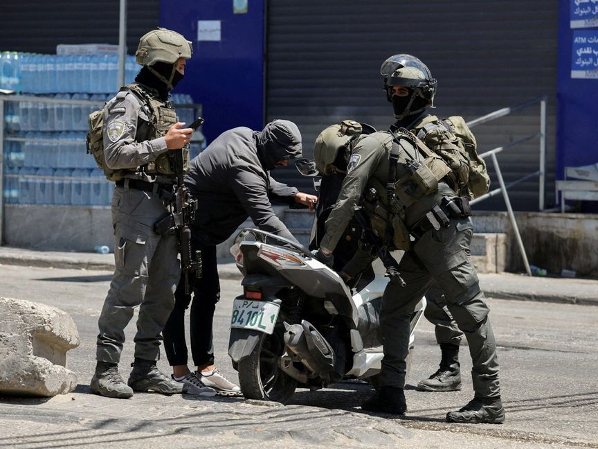 "بتسيلم": إسرائيل تعمل على محو الوجود الفلسطيني في الضفة الغربية