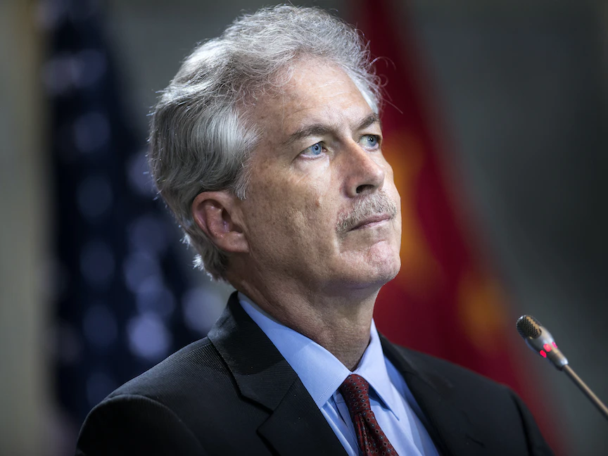 الدبلوماسي الأميركي السابق وليام بيرنز - AFP