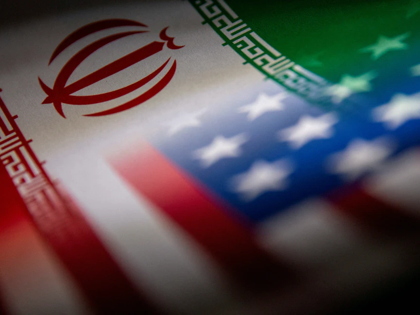 علما إيران والولايات المتحدة في هذا الرسم التوضيحي- 27 يناير 2022 - REUTERS