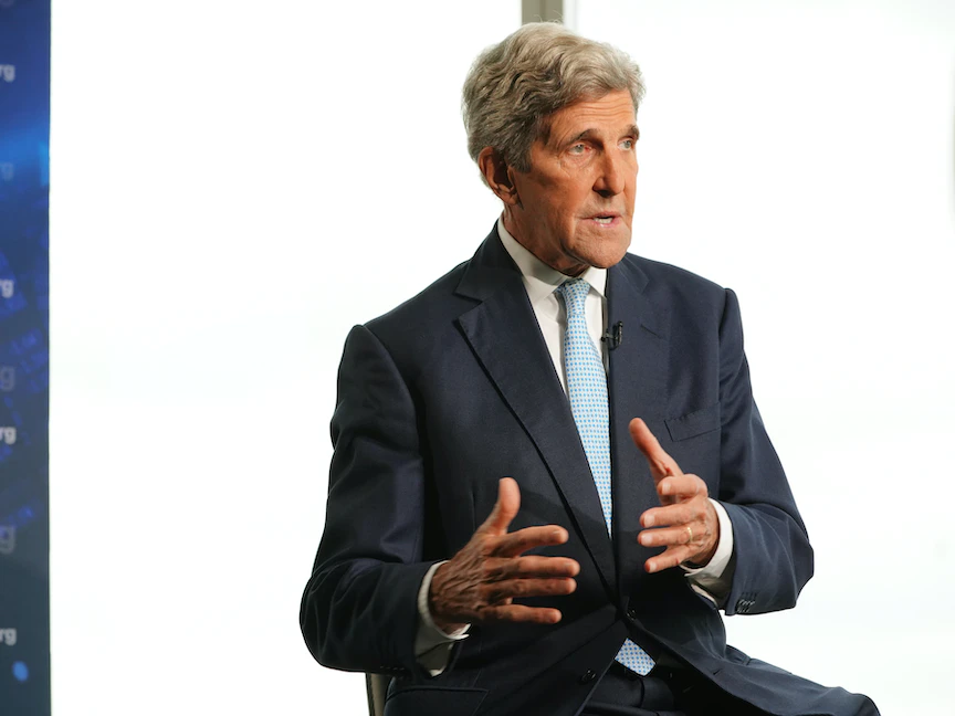 المبعوث الأميركي للمناخ جون كيري - Bloomberg