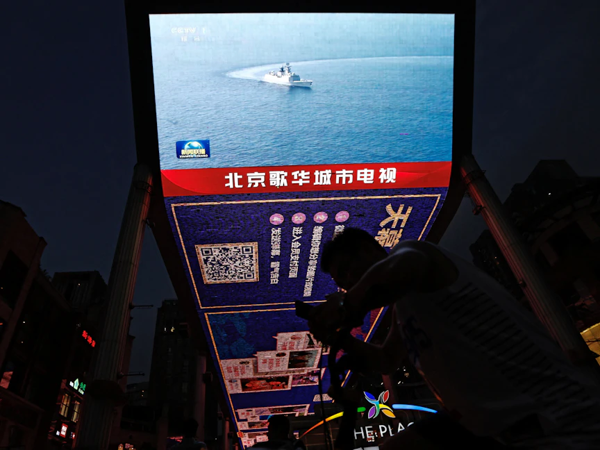 فرقاطة صينية خلال مناورات في محيط جزيرة تايوان. 19 أغسطس 2023 - REUTERS