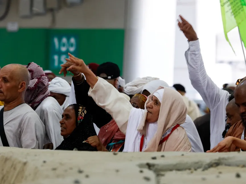 حجاج بيت الله الحرام في منشأة الجمرات في منى. 27 مايو 2026 - Reuters