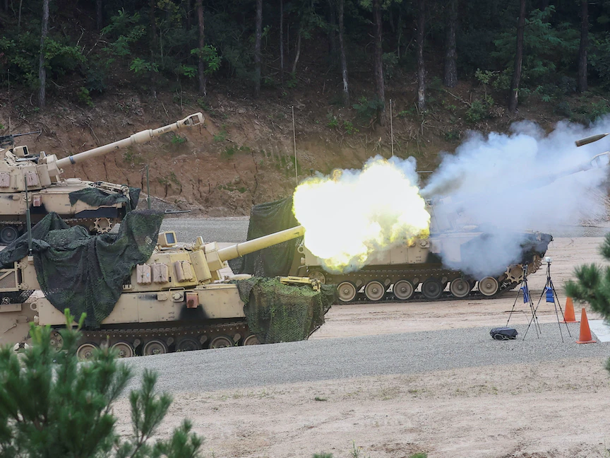 تدريبات مشتركة بالذخيرة الحية بين الولايات المتحدة وكوريا الجنوبية. 31 أغسطس 2022 - REUTERS