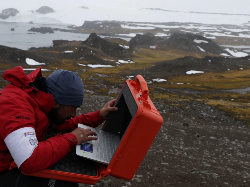اكتشاف بكتيريا مقاومة للمضادات الحيوية في القطب الجنوبي