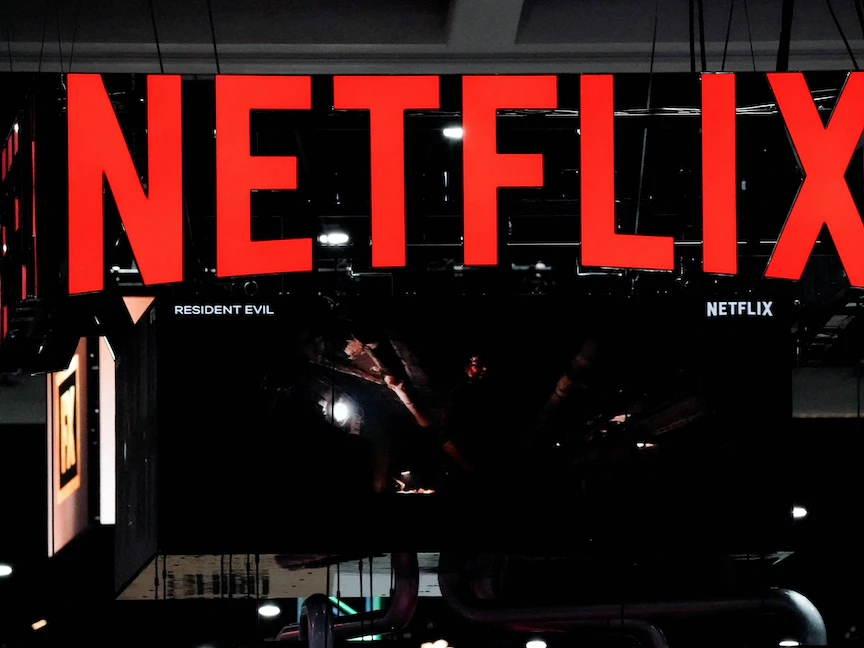 شعار شركة "نتفلكس" على لافتة في ولاية كاليفورنيا. 21 يوليو 2022 - REUTERS