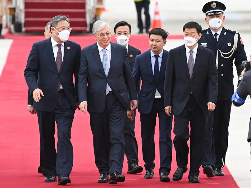 الصين تفرش السجاد الأحمر لزعماء آسيا الوسطى في قمة تعمق نفوذها