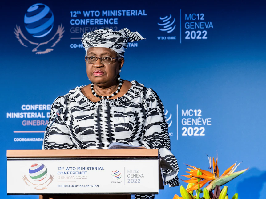 المديرة العامة لمنظمة التجارة العالمية WTO نجوزي أوكونجو إيويالا تحضر حفل افتتاح المؤتمر الوزاري الثاني عشر. 12 يونيو 2022 - REUTERS