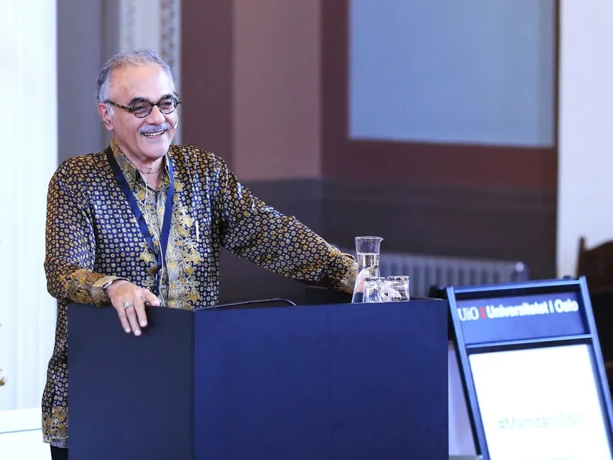 محمود ممداني في "لا مستوطن ولا مواطن" يفكك دولة الاستعمار من ألمانيا إلى إسرائيل والسودان