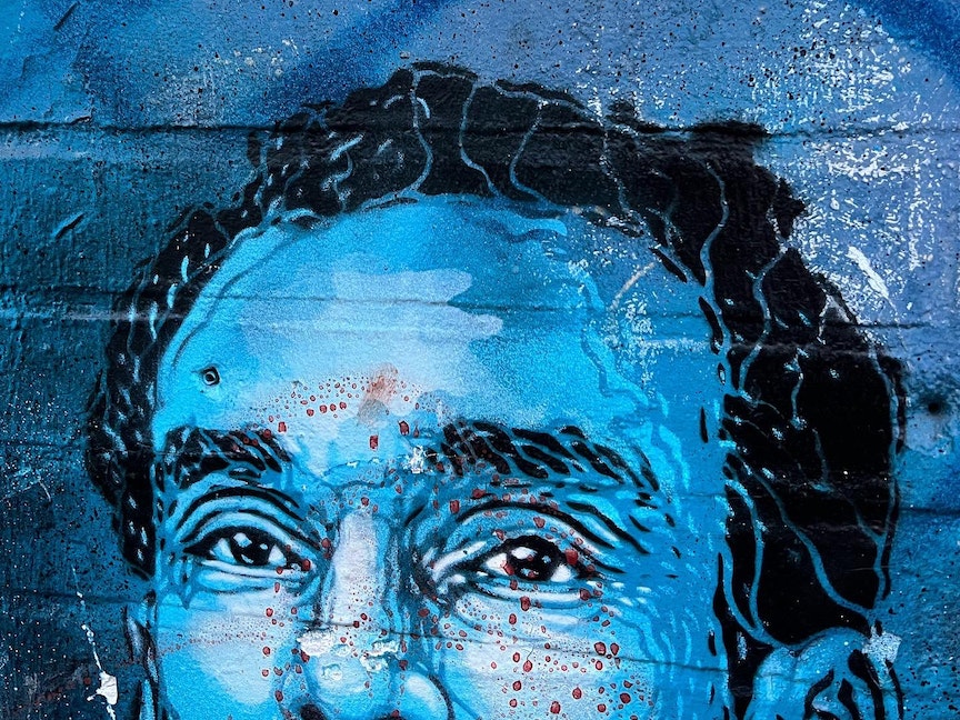 فرنسا.. تخريب رسم جداري لتكريم ضحايا مجزرة نهر السين الجزائريين