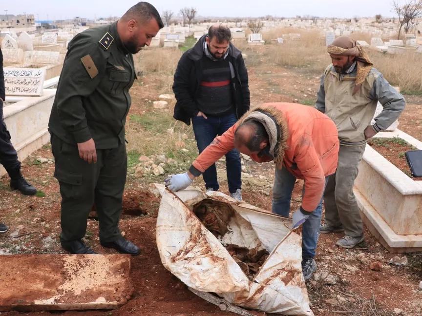 مقابر سوريا الجماعية.. "خارطة رعب" مستمرة في الاتساع