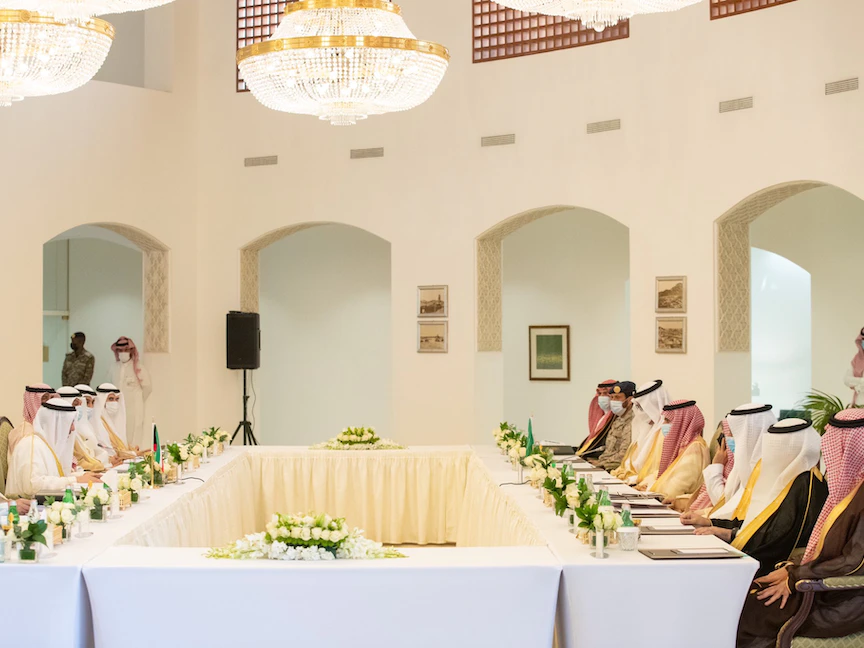 جانب من اجتماع مجلس التنسيق السعودي الكويتي برئاسة وزير الخارجية السعودي الأمير فيصل بن فرحان ووزير الخارجية الكويتي الشيخ أحمد ناصر المحمد الصباح في الرياض الأحد 6 يونيو 2021 - twitter.com/FaisalbinFarhan