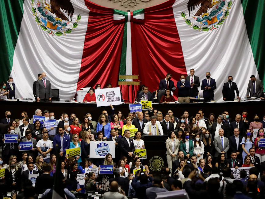 برلمان المكسيك يناقش تعديلاً دستورياً ترفضه واشنطن