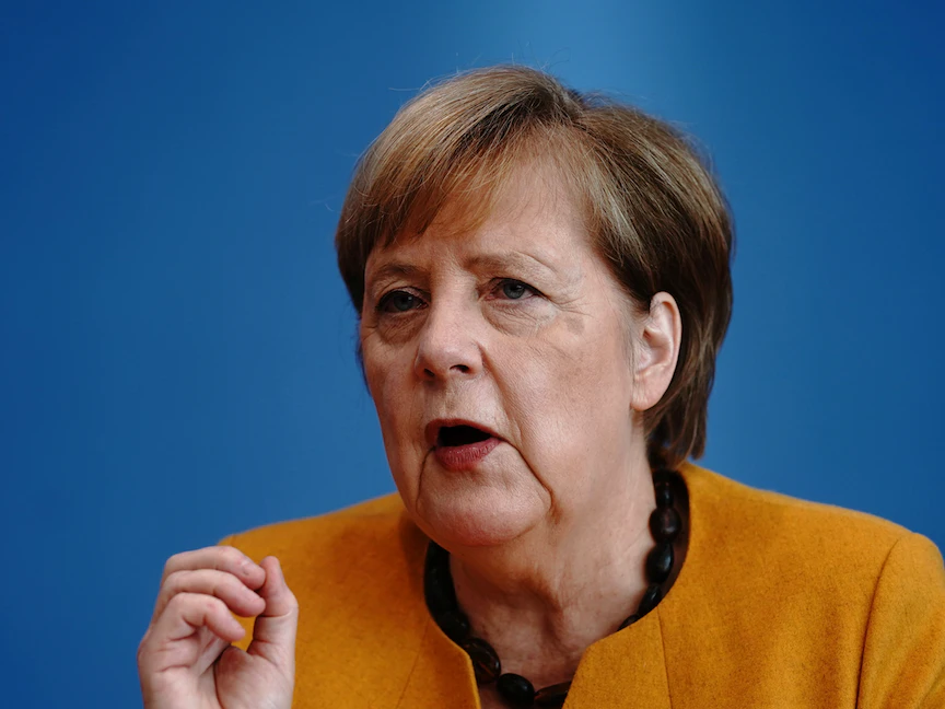 المستشارة الألمانية أنغيلا ميركل تعقد مؤتمراً صحفياً في برلين - via REUTERS