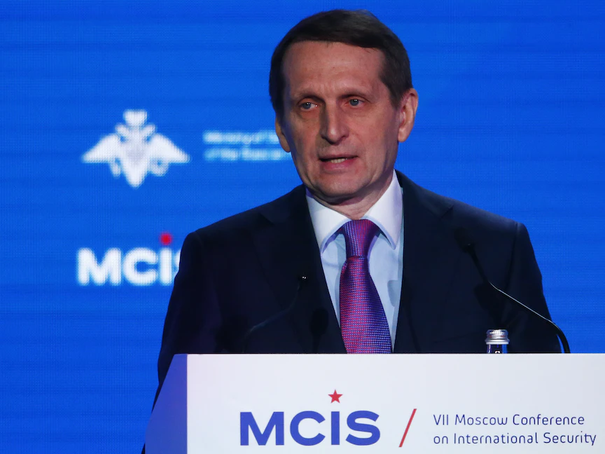 سيرجي ناريشكين رئيس وكالة الاستخبارات الخارجية الروسية، يلقي كلمة خلال مؤتمر موسكو السنوي للأمن الدولي (MCIS) في موسكو، روسيا. 4 أبريل 2018 - REUTERS