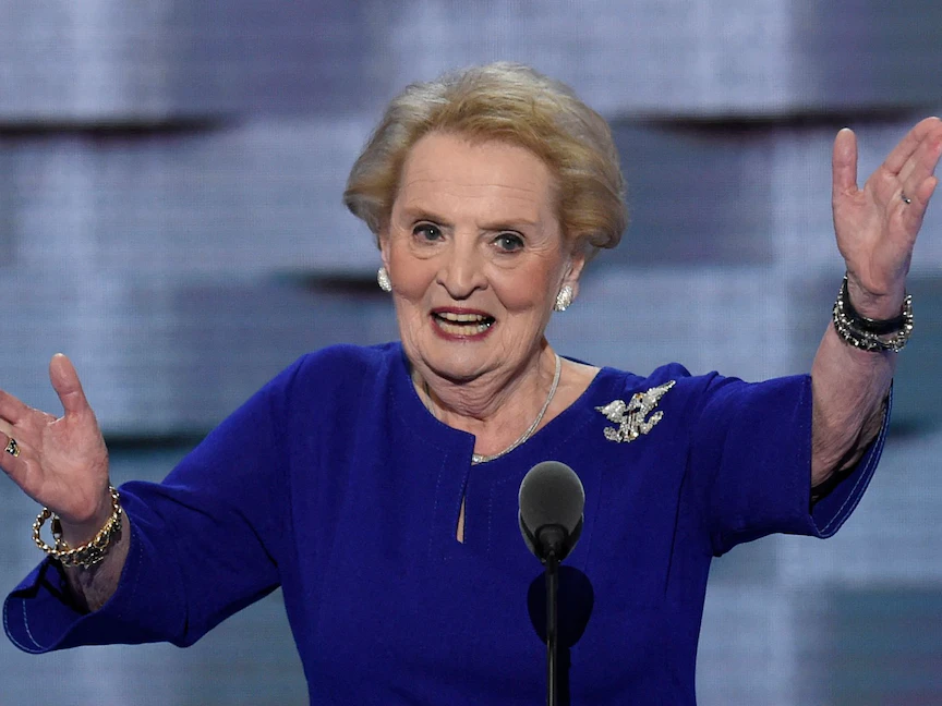 وزيرة الخارجية الأميركية السابقة مادلين أولبرايت في مؤتمر للحزب الديمقراطي في بنسلفانيا، الولايات المتحدة- 26 يوليو 2016. - AFP