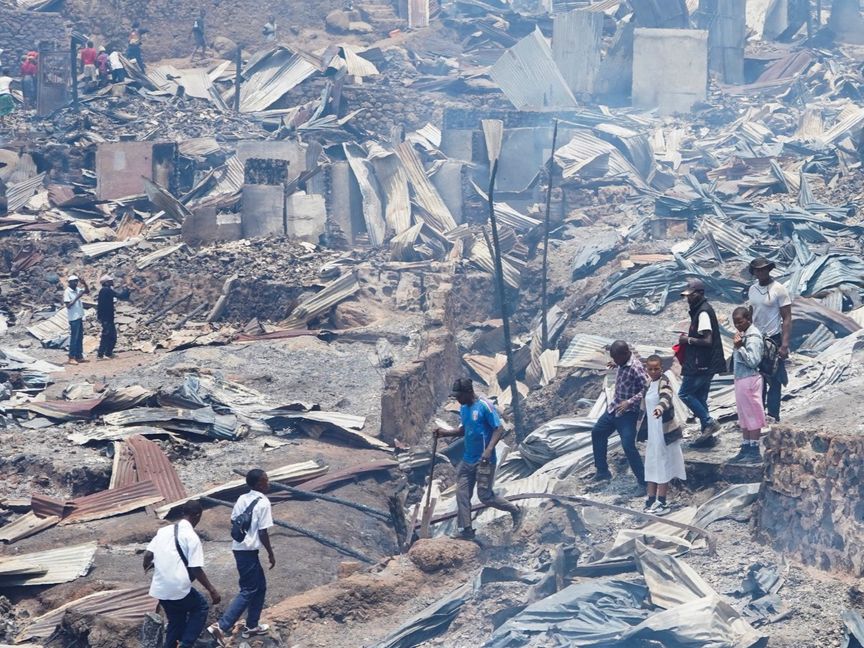 حريق في شرق الكونغو يودي بحياة 24 طفلاً على الأقل ويدمر مدرستين