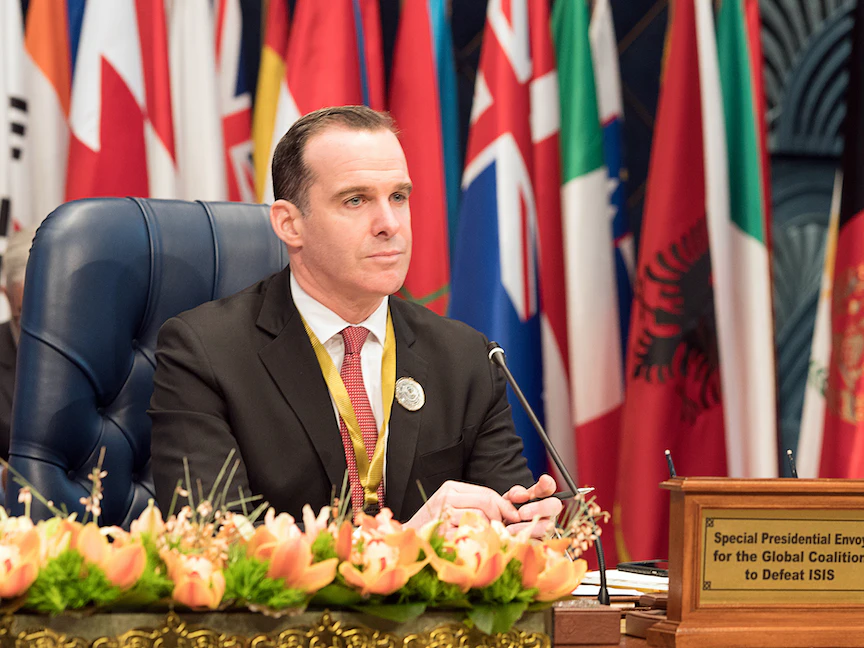 المبعوث الأميركي للتحالف ضد تنظيم "داعش" بريت ماكغورك يحضر مؤتمر الكويت الدولي لإعادة إعمار العراق- 13 فبراير 2018. - REUTERS