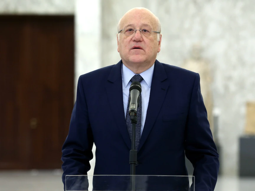 رئيس الوزراء اللبناني نجيب ميقاتي عقب لقائه الرئيس اللبناني ميشال عون - 4 نوفمبر 2021 - twitter/@LBpresidency