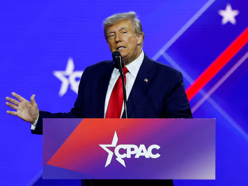 الرئيس الأميركي السابق دونالد ترمب خلال مؤتمر العمل السياسي للمحافظين (CPAC) في ماريلاند. 4 مارس 2023 - REUTERS