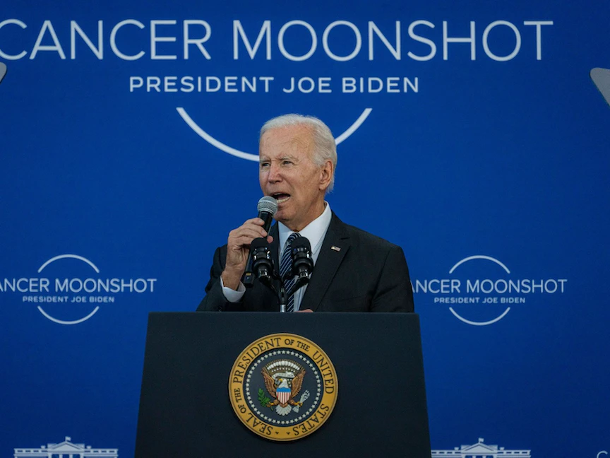 الرئيس الأميركي جو بايدن يتحدث في مكتبة ومتحف جون كينيدي في بوسطن بولاية ماساتشوستس. 12 سبتمبر 2022 - Bloomberg