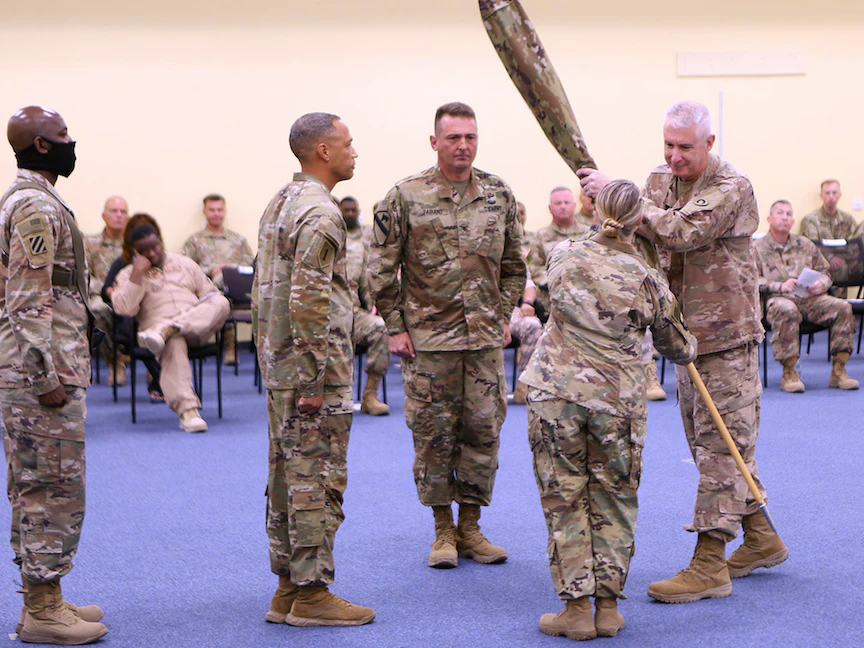 جانب من حفل نهاية خدمة "مجموعة دعم المنطقة" في قطر- 10 يونيو 2021 - القيادة المركزية للجيش الأميركي