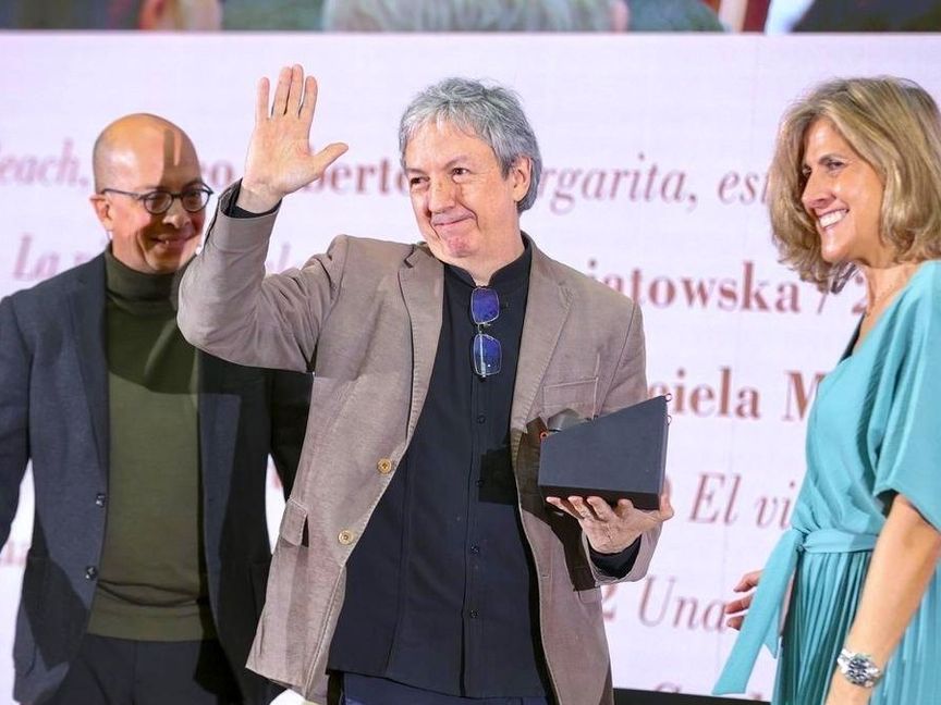 "الجيش الأعمى" لديفيد توسكانا تفوز بجائزة "ألفاغوارا" الإسبانية