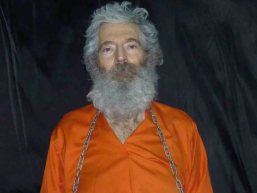 العميل الأميركي روبرت ليفنسون في صورة تلقتها عائلته عام 2011 - AFP