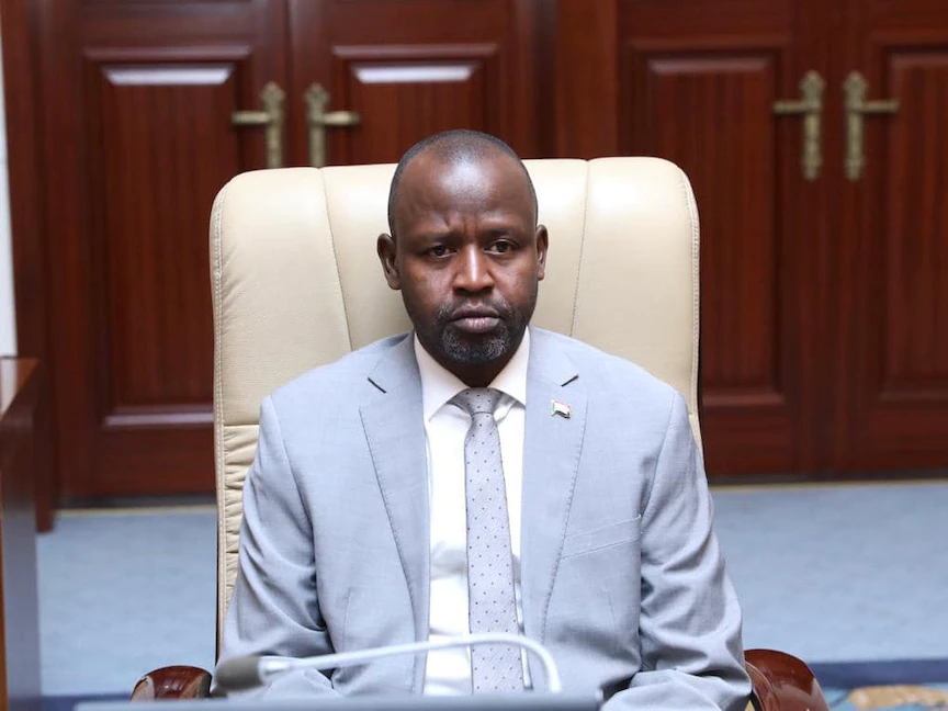 عضو مجلس السيادة السوداني ورئيس الجبهة الثورية الهادي إدريس - facebook.com/photo?fbid=535886397978076&set=pcb.535886614644721