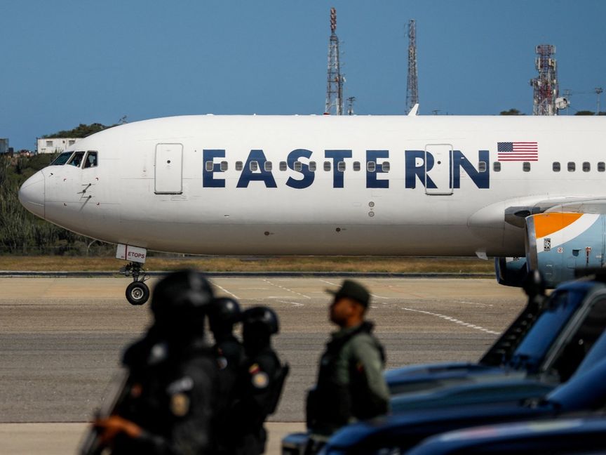 الولايات المتحدة ترحل دفعة جديدة من مواطني دول ثالثة إلى الكاميرون