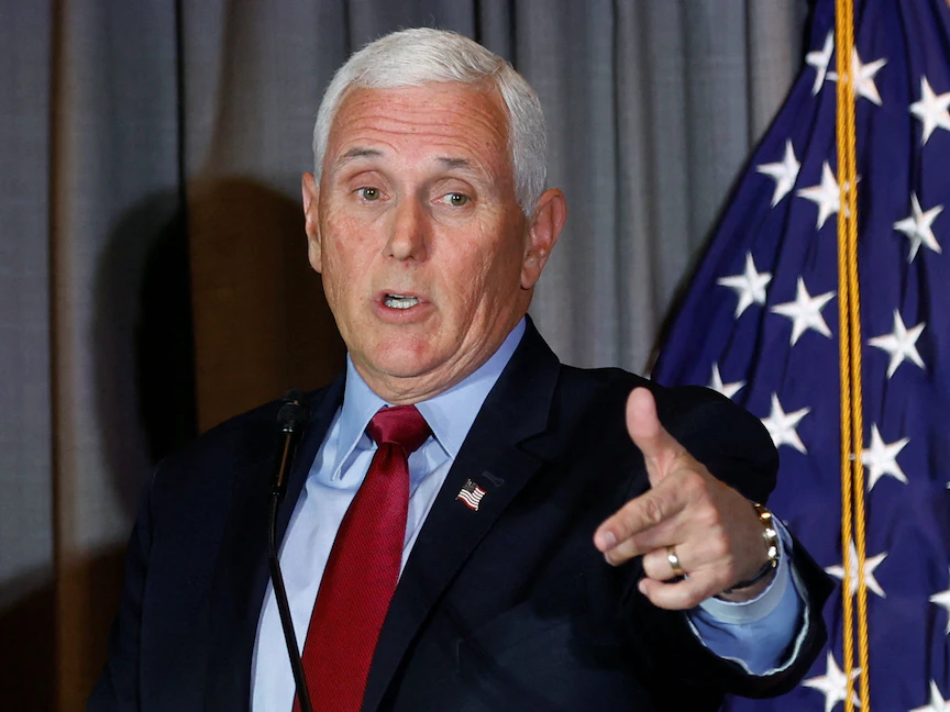 نائب الرئيس الأميركي السابق مايك بنس خلال مؤتمر مؤسسة كوليدج الرئاسية في مكتبة الكونجرس في واشنطن. 16 فبراير 2023 - REUTERS