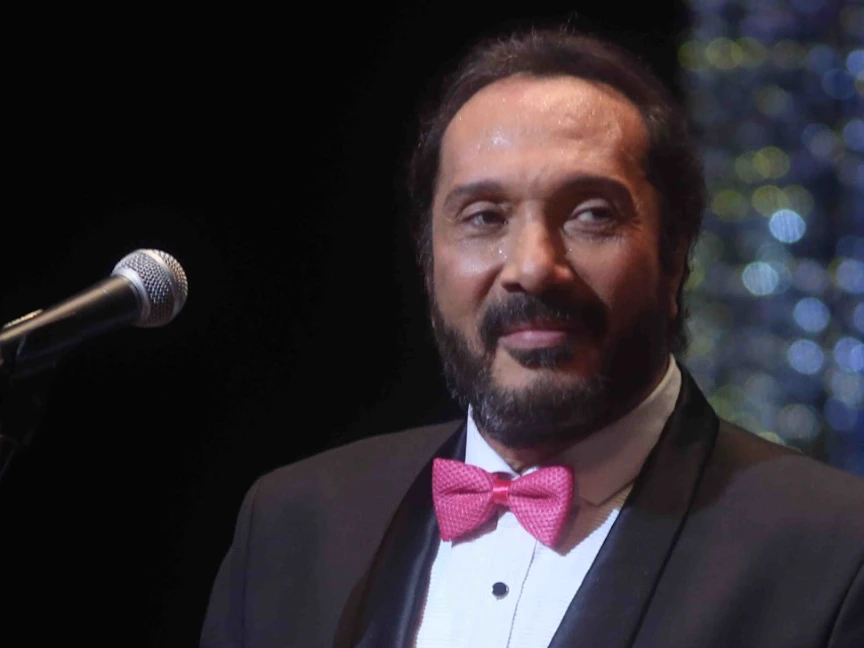 المطرب المصري علي الحجار - المكتب الإعلامي لدار الأوبرا المصرية