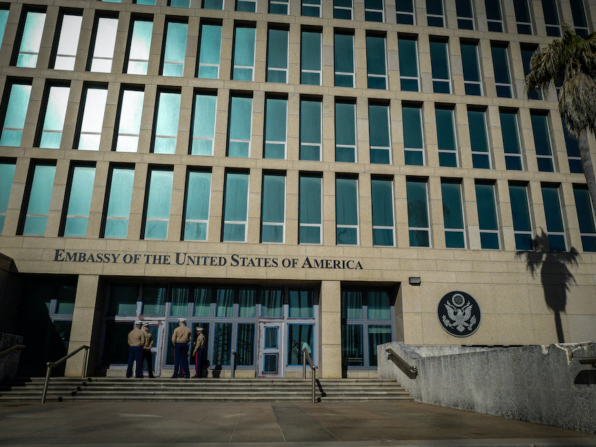 مبنى السفارة الأميركية في العاصمة الكوبية هافانا - 21 فبراير 2018 - AFP