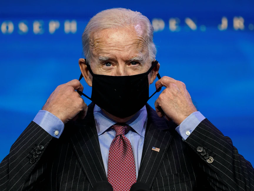 الرئيس الأميركي المنتخب جو بايدن أثناء إعلانه عن المرشحين لفريق الاقتصاد والوظائف في المقر الانتقالي في ويلمنغتون بديلاوير، 8 يناير 2021 - REUTERS