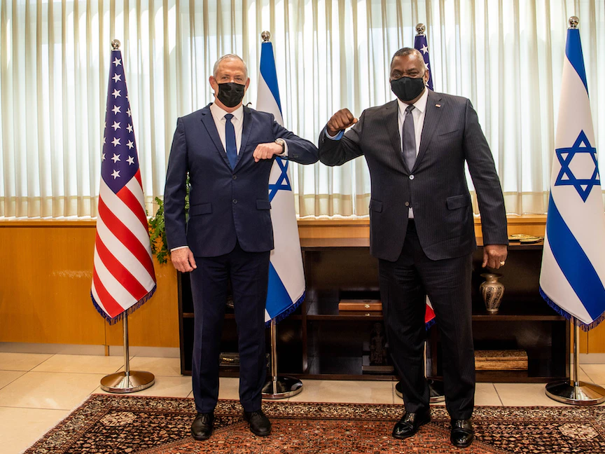 وزير الدفاع الأميركي لويد أوستن مع نظيره الإسرائيلي بيني غانتس - 11 أبريل 2021 - twitter@SecDef