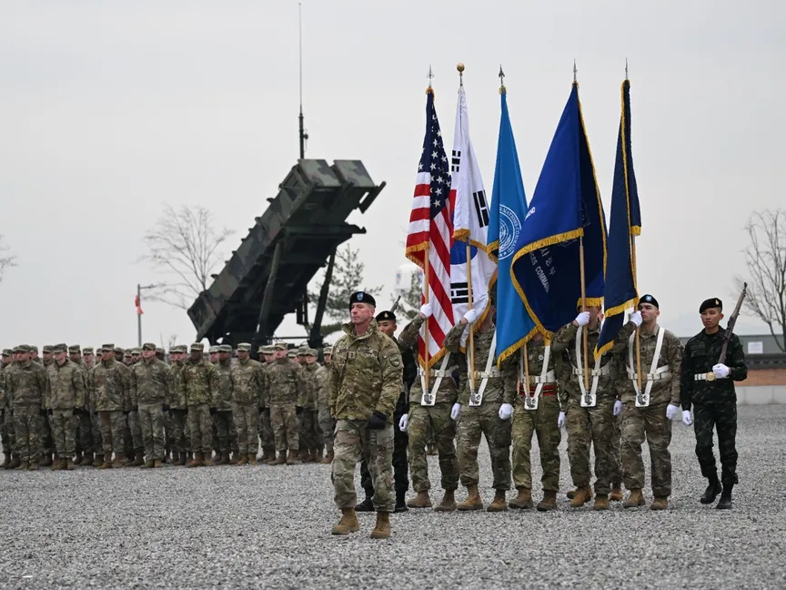 مطالب ترمب من كوريا الجنوبية: مناورة سياسية أم تهديد فعلي؟