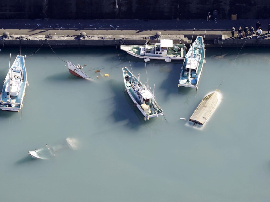 خطر تسونامي يزول في المحيط الهادئ.. وأضرار كبيرة بتونجا