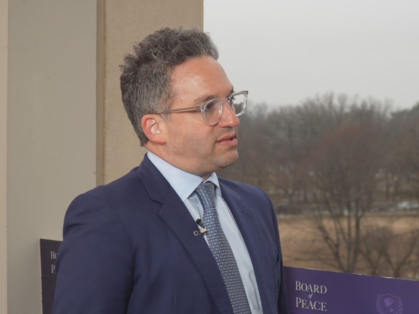 كبير مستشاري البيت الأبيض لـ"الشرق": الأولوية لزيادة مساعدات غزة تمهيداً لإعادة الإعمار