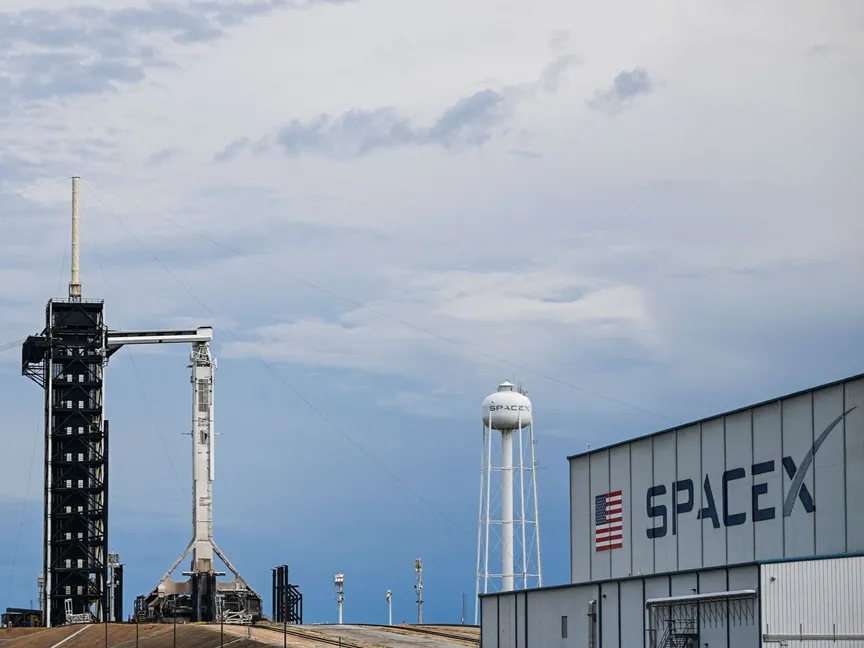 منصة لإطلاق صواريخ "سبيس إكس" بمركز كينيدي للفضاء في فلوريدا. 3 مارس 2024 - AFP