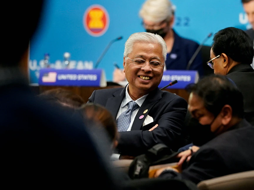 ماليزيا.. ضغوط على رئيس الوزراء لتقديم موعد الانتخابات العامة