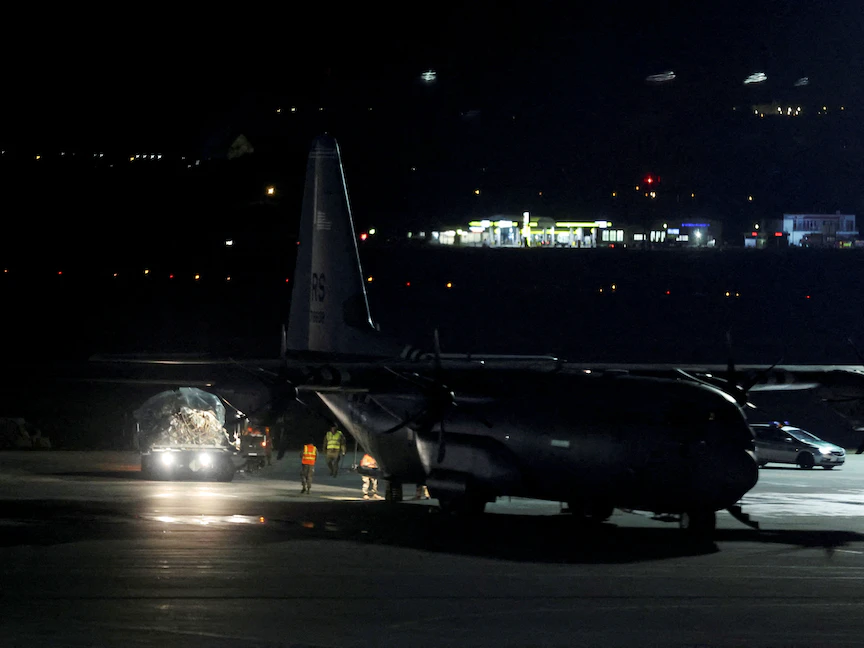 وصول التعزيزات الأميركية العسكرية الأولى إلى بولندا