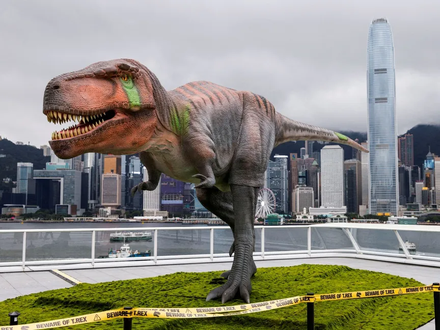 كيف انتهى المطاف بالديناصور T-rex برأس كبير جداً وذراعين صغيرين؟