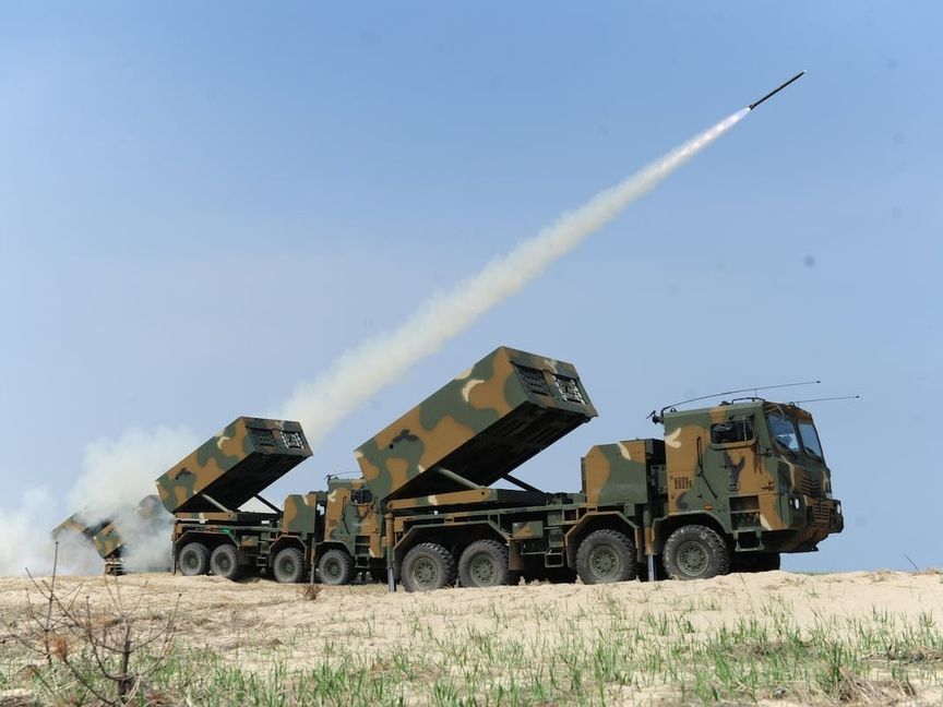 كوريا الجنوبية توقّع اتفاقاً مع النرويج لتوريد أنظمة مدفعية صاروخية