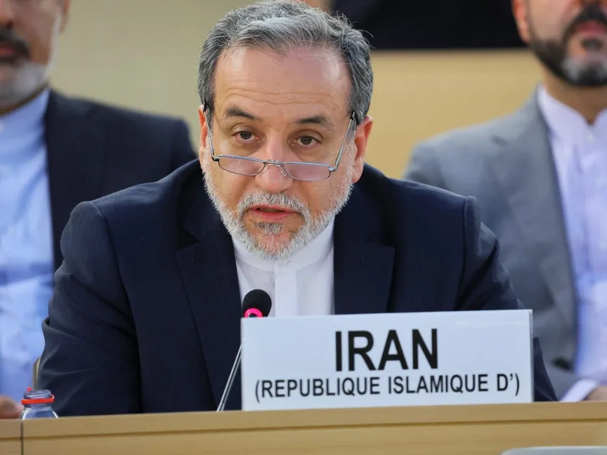 وزير الخارجية الإيراني عباس عراقجي في جنيف. سويسرا. 20 يونيو 2025 - Reuters