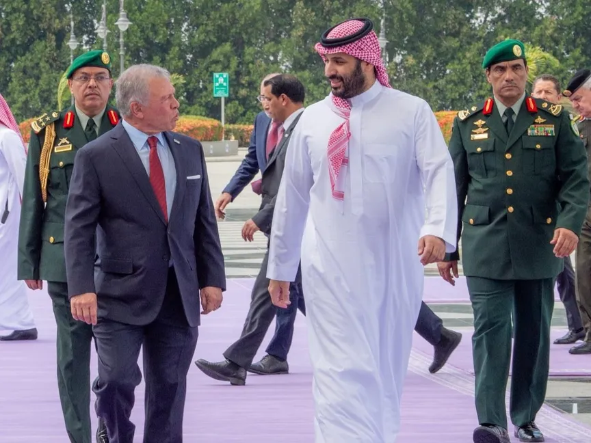 ولي العهد السعودي الأمير محمد بن سلمان خلال استقبال ملك الأردن عبد الله الثاني في جدة. 30 مارس 2026 - "واس"