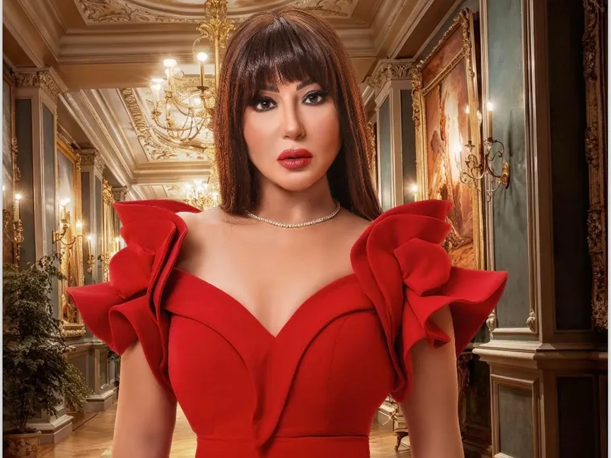 سمية الخشاب على الملصق الدعائي لمسلسل "غالية بـ100 راجل" - facebook/Somaya.Elkhashab