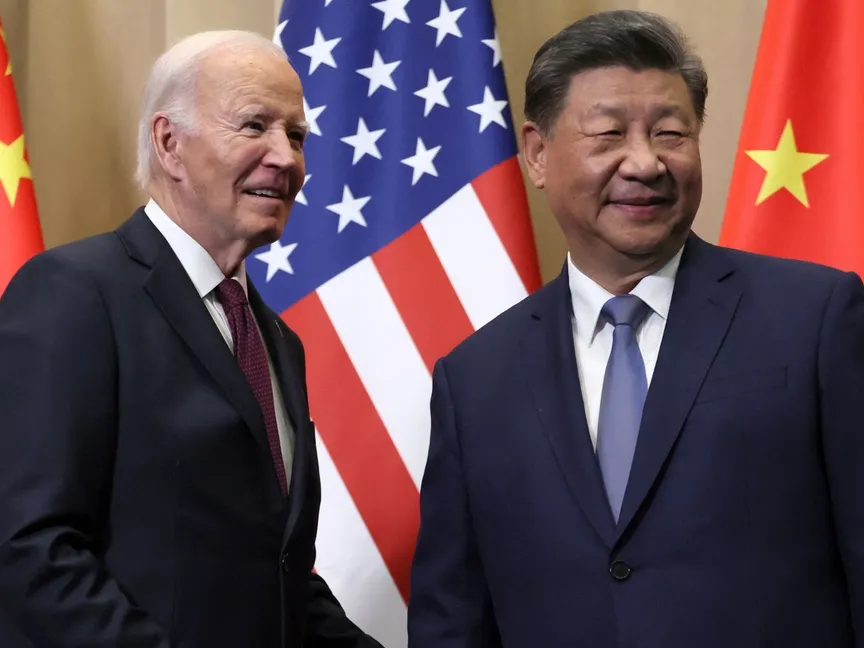 الرئيس الأميركي جو بايدن يلتقي بالرئيس الصيني شي جين بينج على هامش قمة أبيك في ليما عاصمة بيرو. 16 نوفمبر 2024 - REUTERS